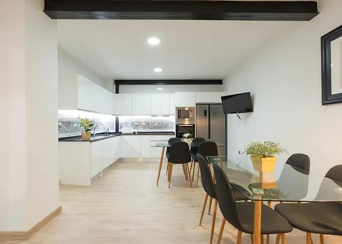 Duplex Cienfuegos Ii & Old Town By Ele *